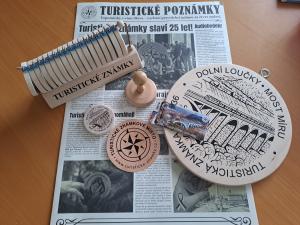 Turistická známka obce Dolní Loučky